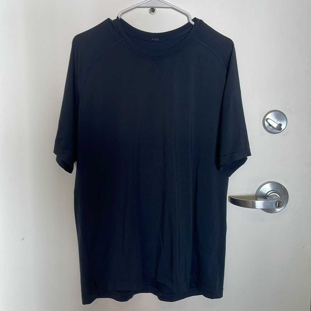 Lululemon Men’s Tee XL